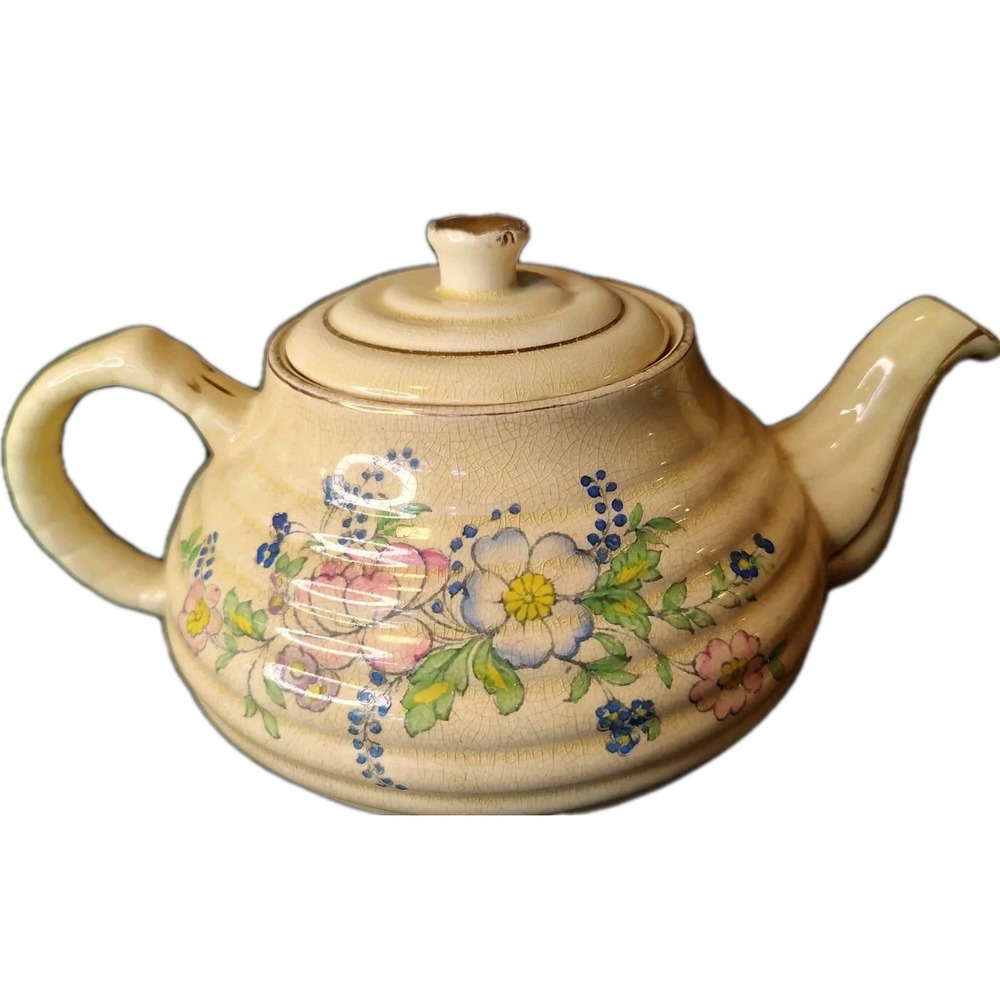 Vintage Sadler England Beehive Teapot Floral Ribbed with Lid Cottage Core SEE‎